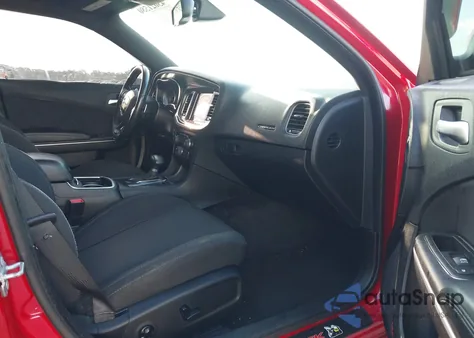 2016 Dodge Charger R/T Scat Pack из США, поврежденный, VIN 2C3CDXGJ3GH339953